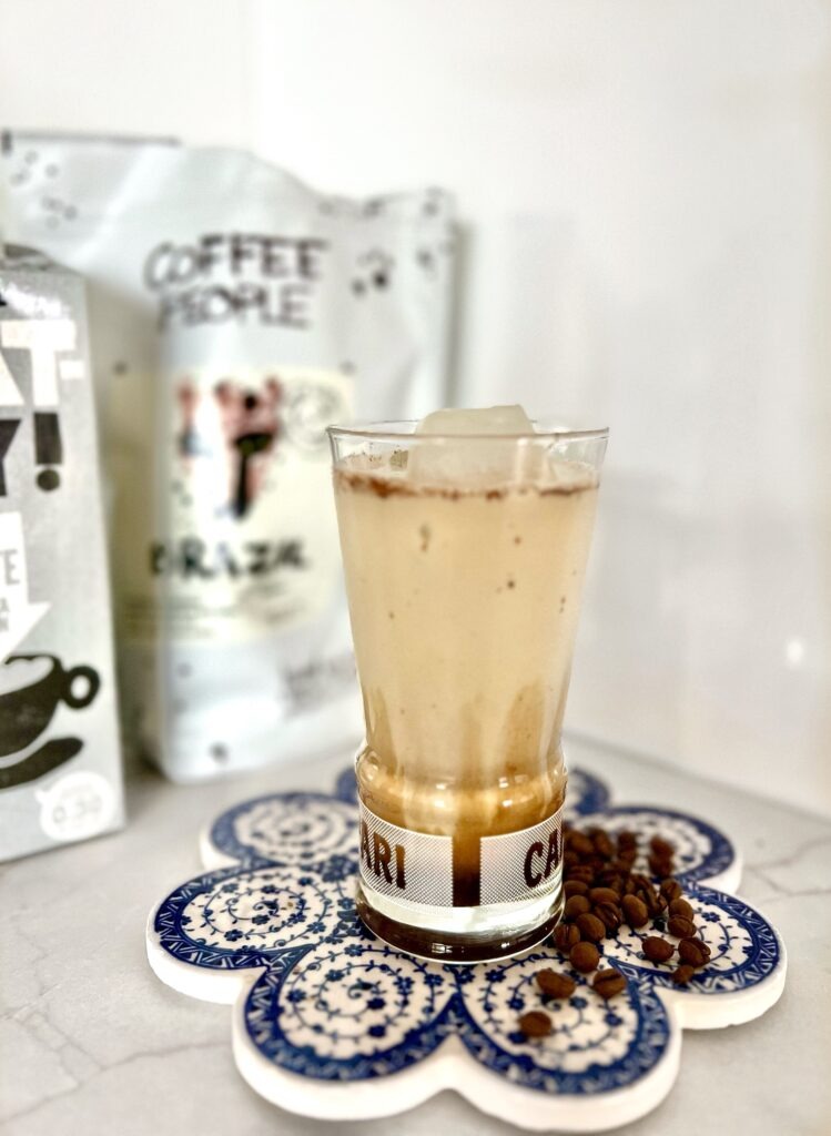 iced honey cinnamon latte